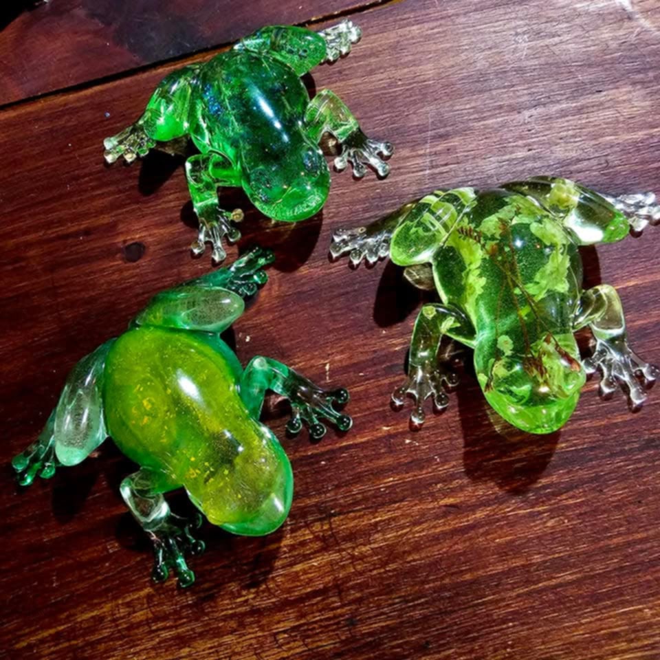 Hand Painted Resin Spirit Frogs